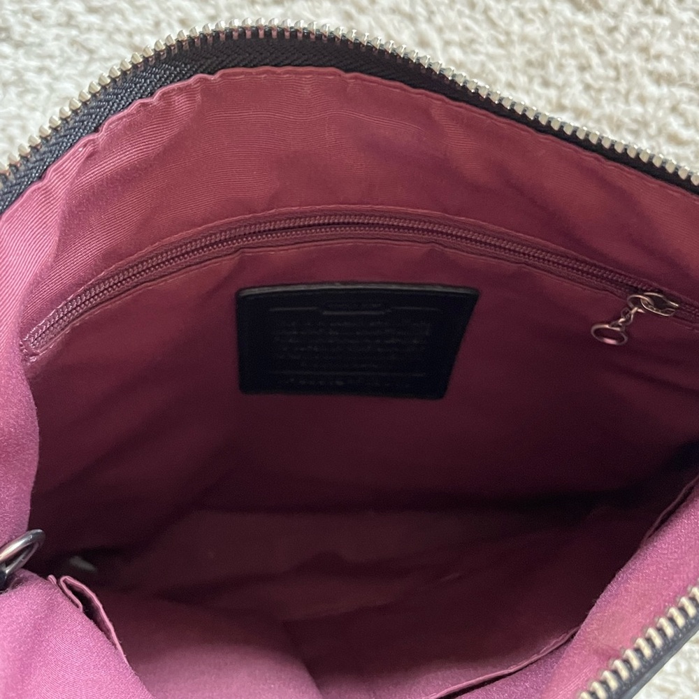 Coach Purse - Picture 4 of 6